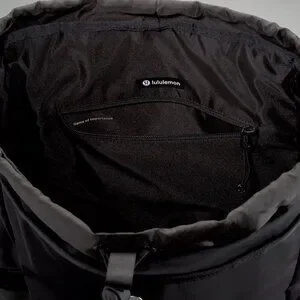 lululemon athletica | Bags | Lululemon Wunderlust 25l  display picture 3